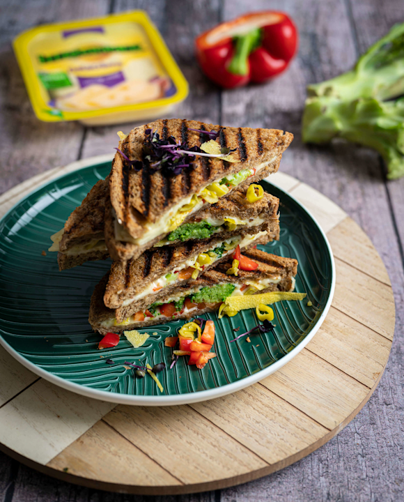 Brokkoli-Käse-Sandwich