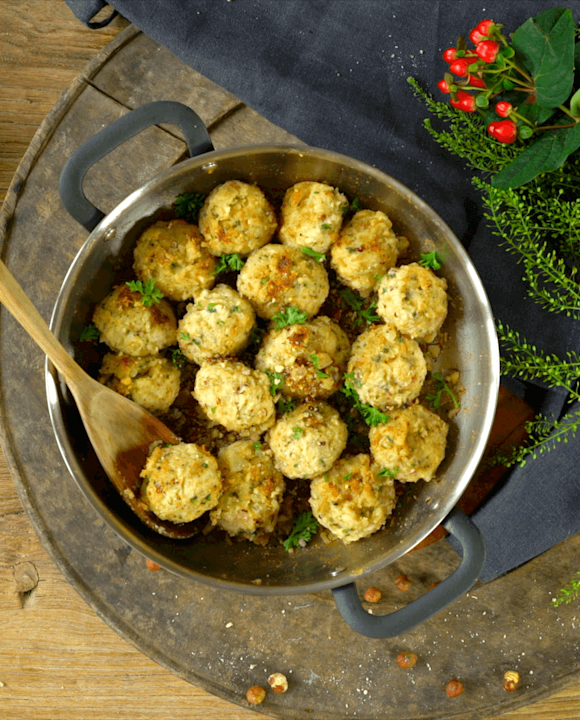 Käseknödel mit Haselnuss-Butter