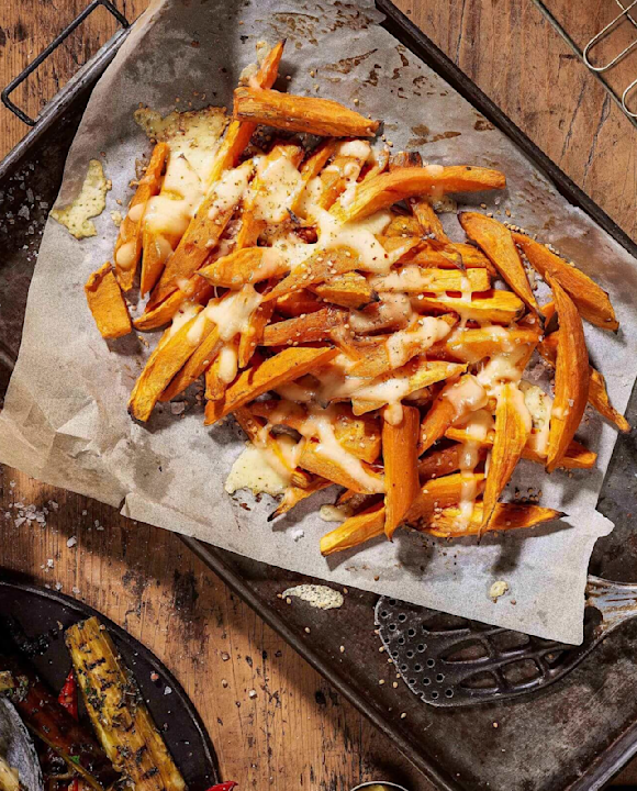 Süßkartoffel-Pommes mit Knoblauchmarinade