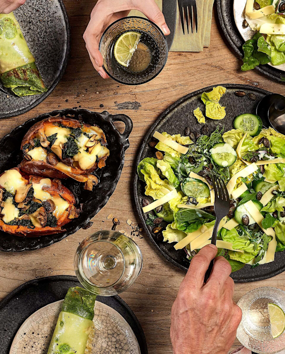 Süßkartoffeln mit Spinat-Pilz-Füllung