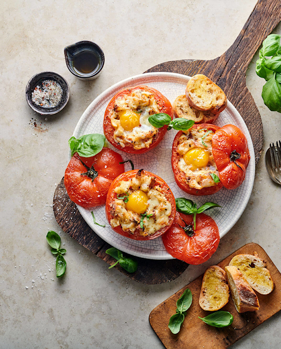 Gefüllte Tomaten mit Ei