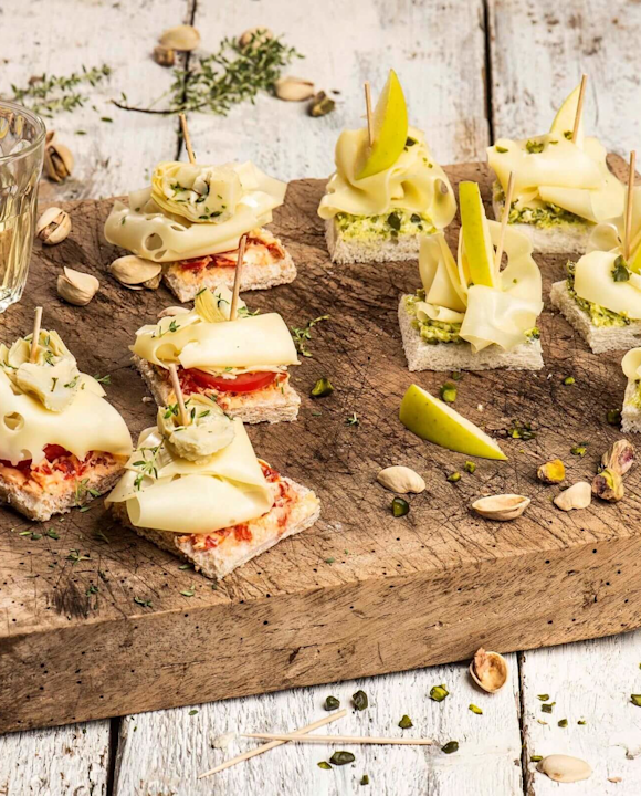 Käsepinchos mit Leerdammer® Feine Scheiben