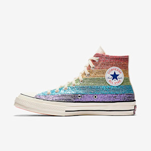 Converse Pride Miley Cyrus