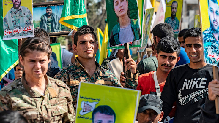 Kurish protesters - web