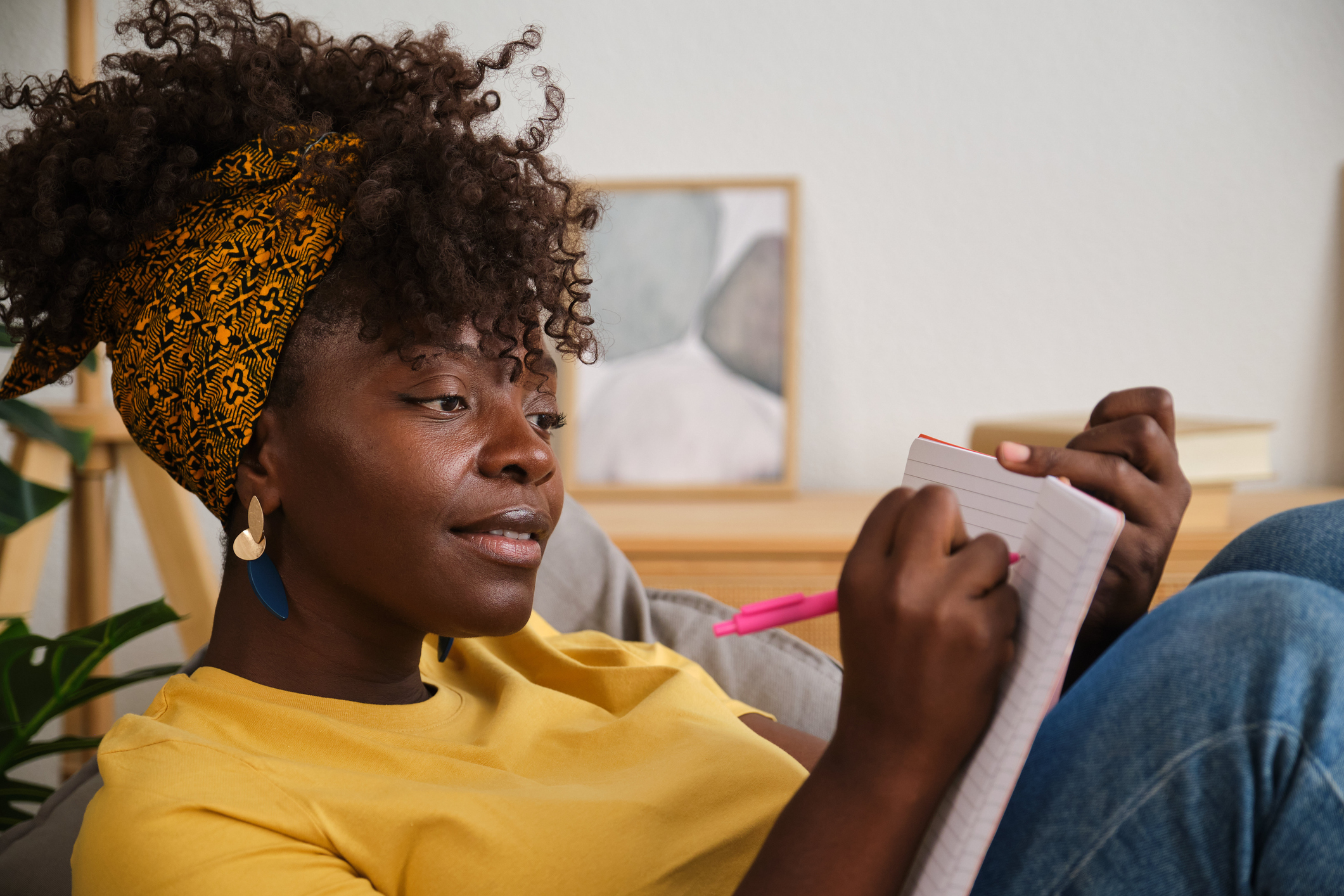 Featured image for If Journaling Doesn't Work for You, Try These 3 Stress-Relief Tips Instead