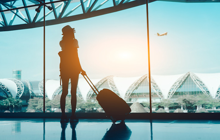 girl traveling at airport