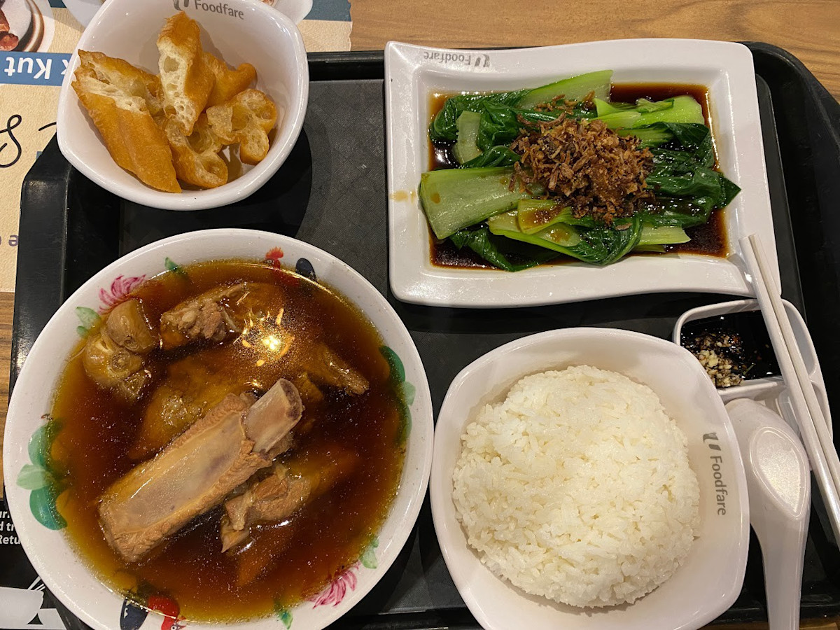 肉骨茶套餐 $141(新馬最有名的料理之一,真的好吃!)