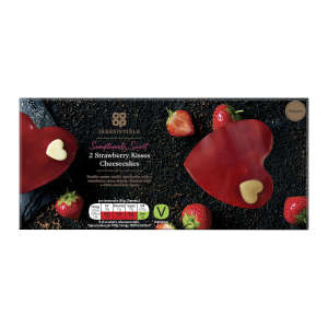 Co-op Irresistible Strawberry Kisses Cheesecake 2x80g