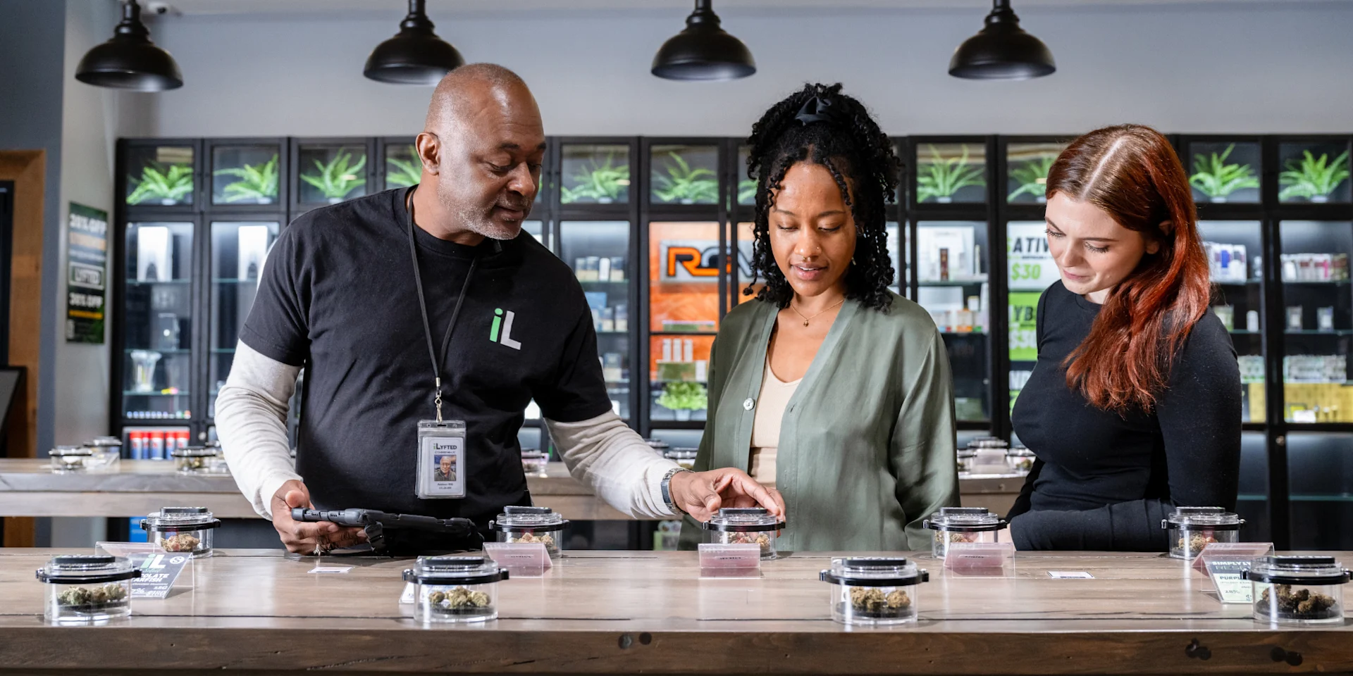 Budtender Incentives: Motivate Your Team and Lift Sales