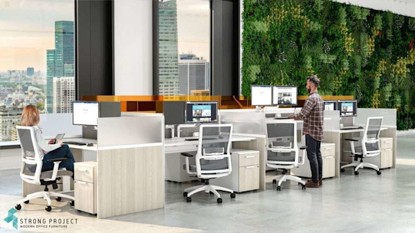 Manager station in call center furniture layout