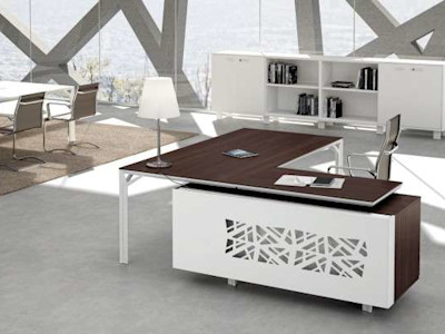 How to find the right office desk