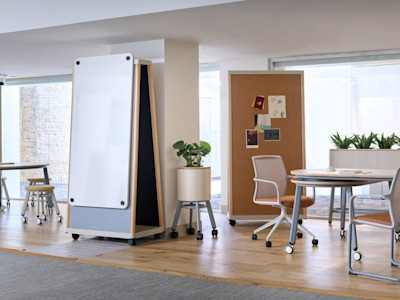 hyper-flexible workspace with movable furniture