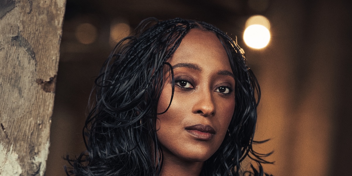 Danielle Fiamanya - LT - 1200