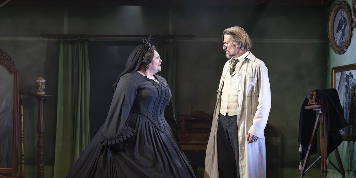 Mrs President - LT - 1200