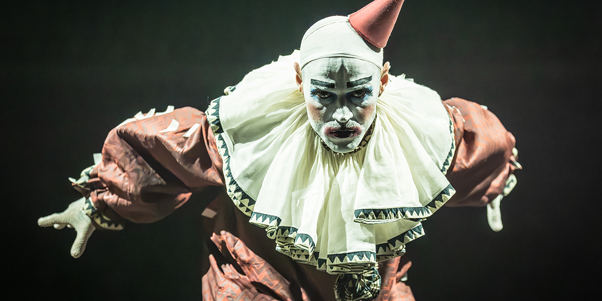 CABARET 1200 2 LT Matt Willis (Emcee). Photo by Marc Brenner