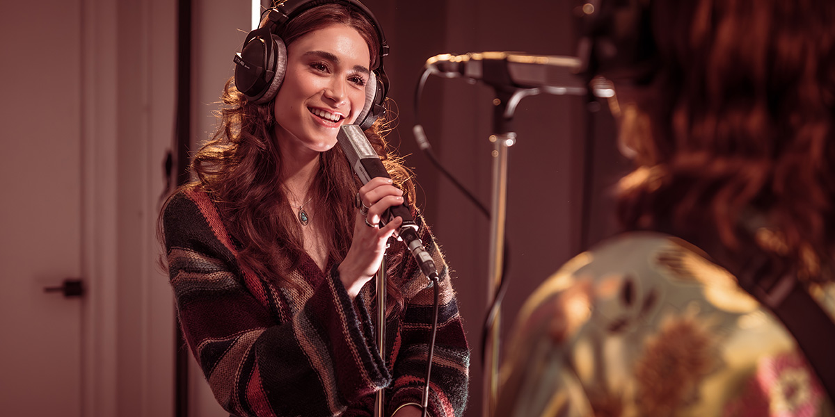 Stereophonic Lucy Karczewski 1200 LT photo by Marc Brenner 00114