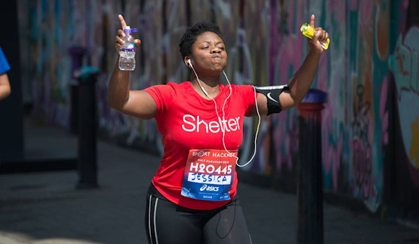 //images.ctfassets.net/6sxvmndnpn0s/1XoQ1hUi0D5yYmBWN9O0Um/54eec35c4c83e9dce256165cc0891b2d/woman-running-hackney-half-marathon.jpg