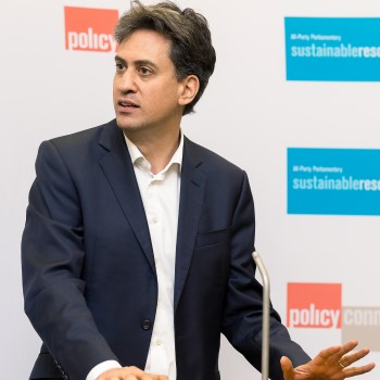 Ed Miliband giving a speech