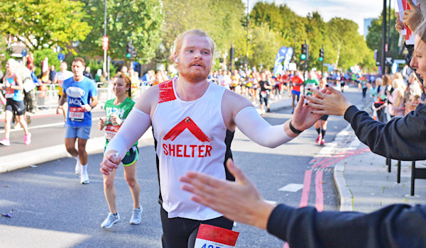//images.ctfassets.net/6sxvmndnpn0s/3bAr3JXVVh5vKEjR4nBD97/278ff6d926ce755b55a3d6b96a4e5002/london_marathon_new_image.jpg