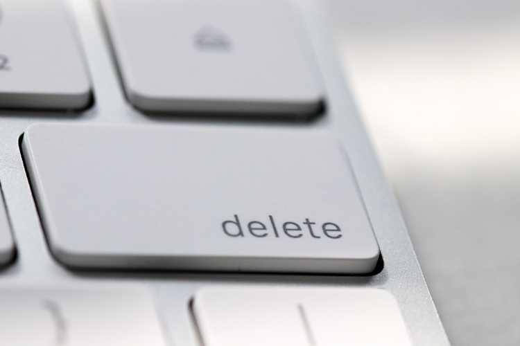 AWS CLI - Delete multiple files from S3 and exclude certain directories