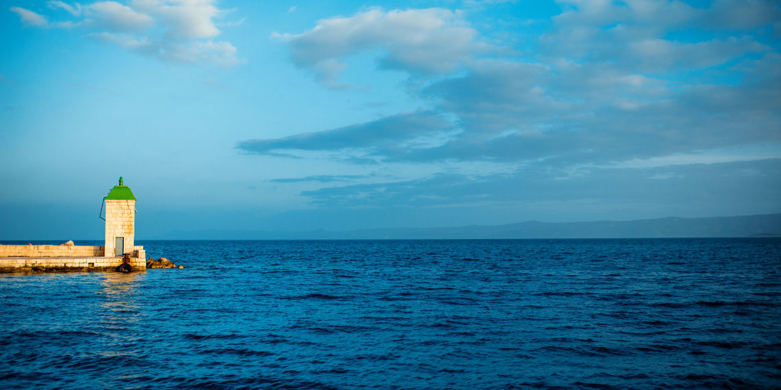Horizontal photo
