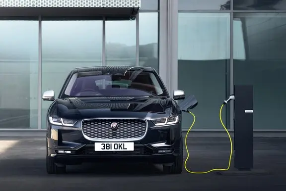 Jaguar I-Pace charging