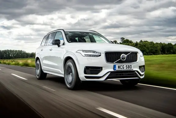 The front exterior of the Volvo XC90