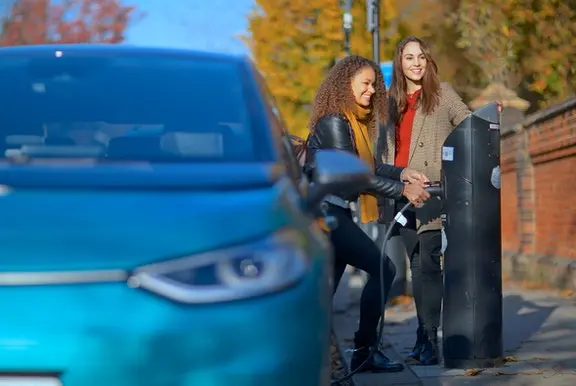 Cazoo electric car charging