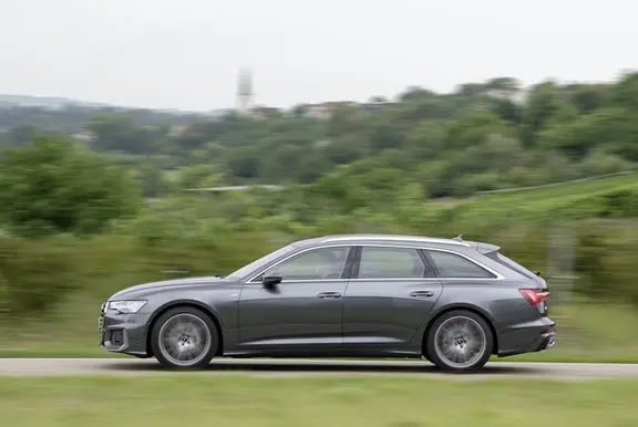 The side exterior of the Audi A6 Avant