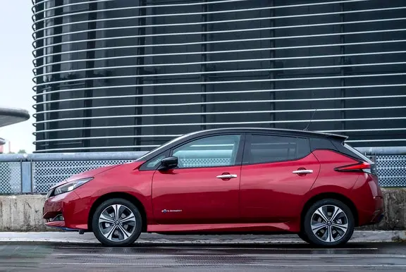 Nissan Leaf side