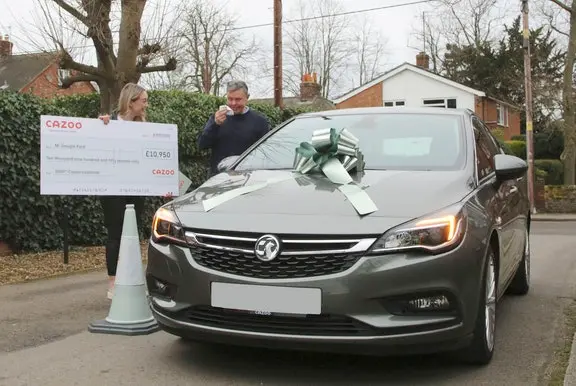 Cazoo customer with the 1000th free car