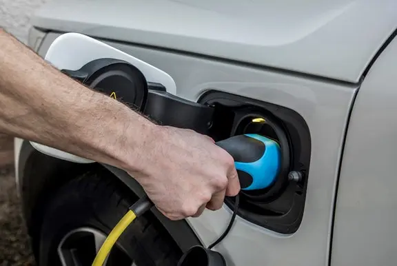 Volvo XC40 charging