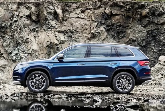 The side exterior of the Skoda Kodiaq