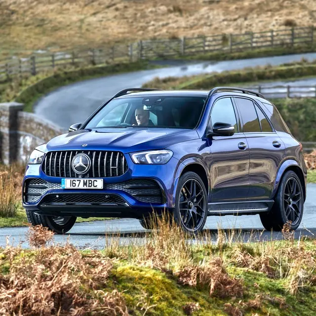 Mercedes-Benz GLE driving