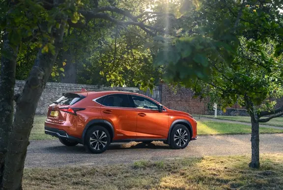 Lexus NX 300h