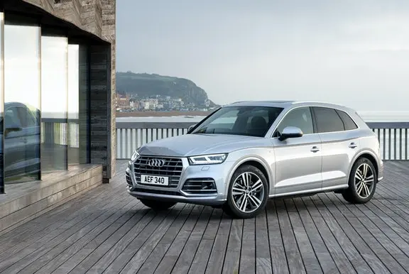 Audi Q5 static