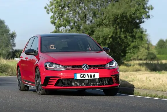 Volkswagen Golf GTI