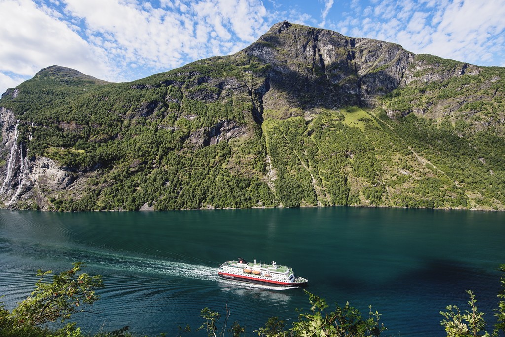 Geiranger Fjord Hurtigruten