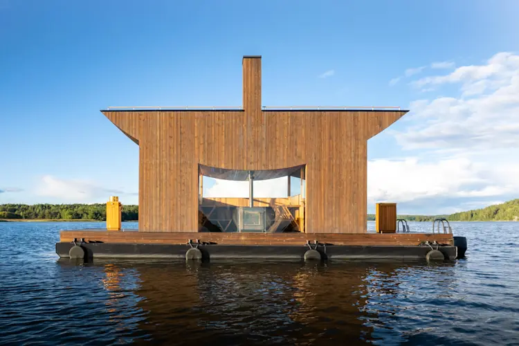 Floating sauna