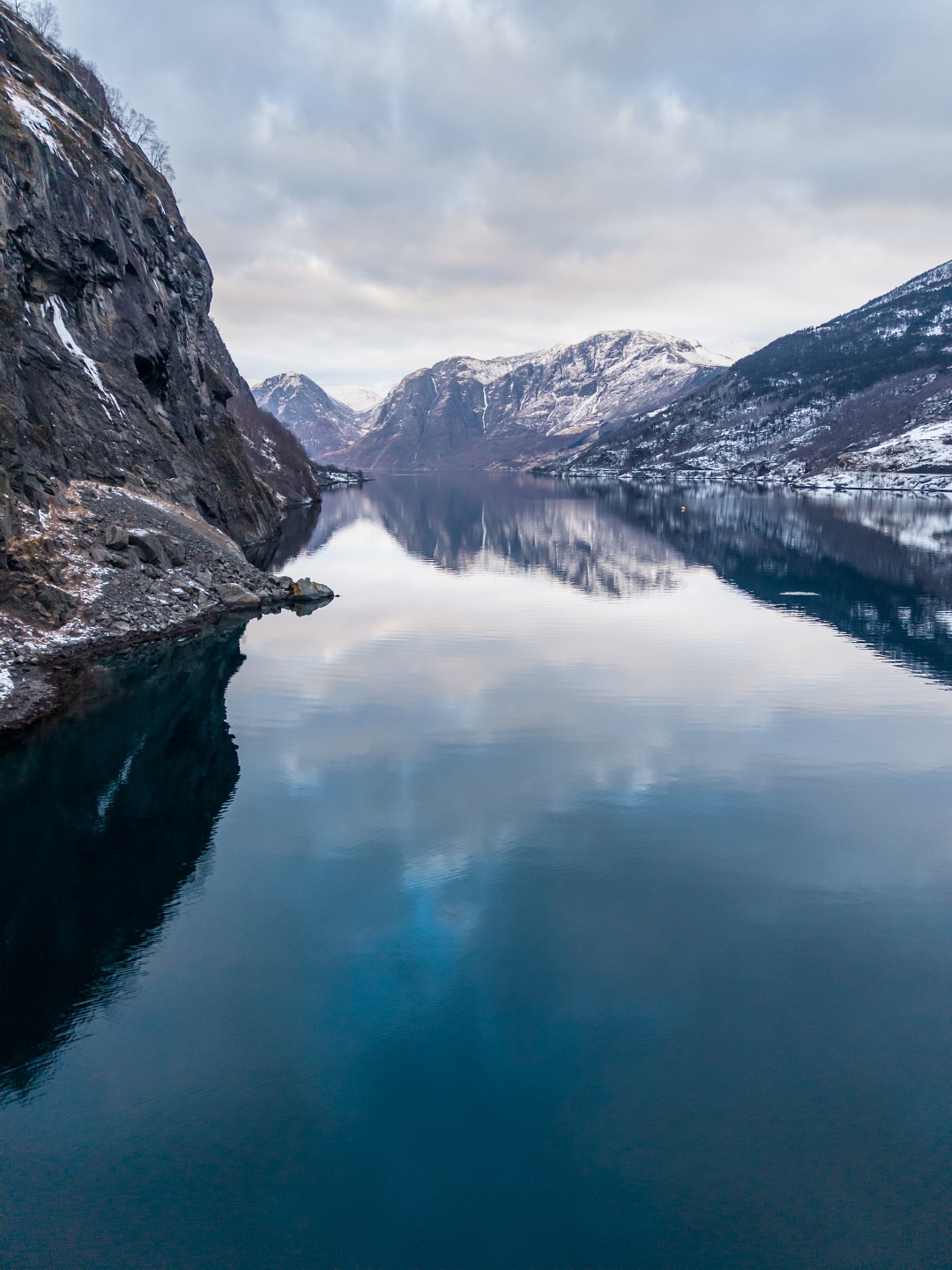 04 Web Norway winter aurlandsfjord by Lari Laasjarvi