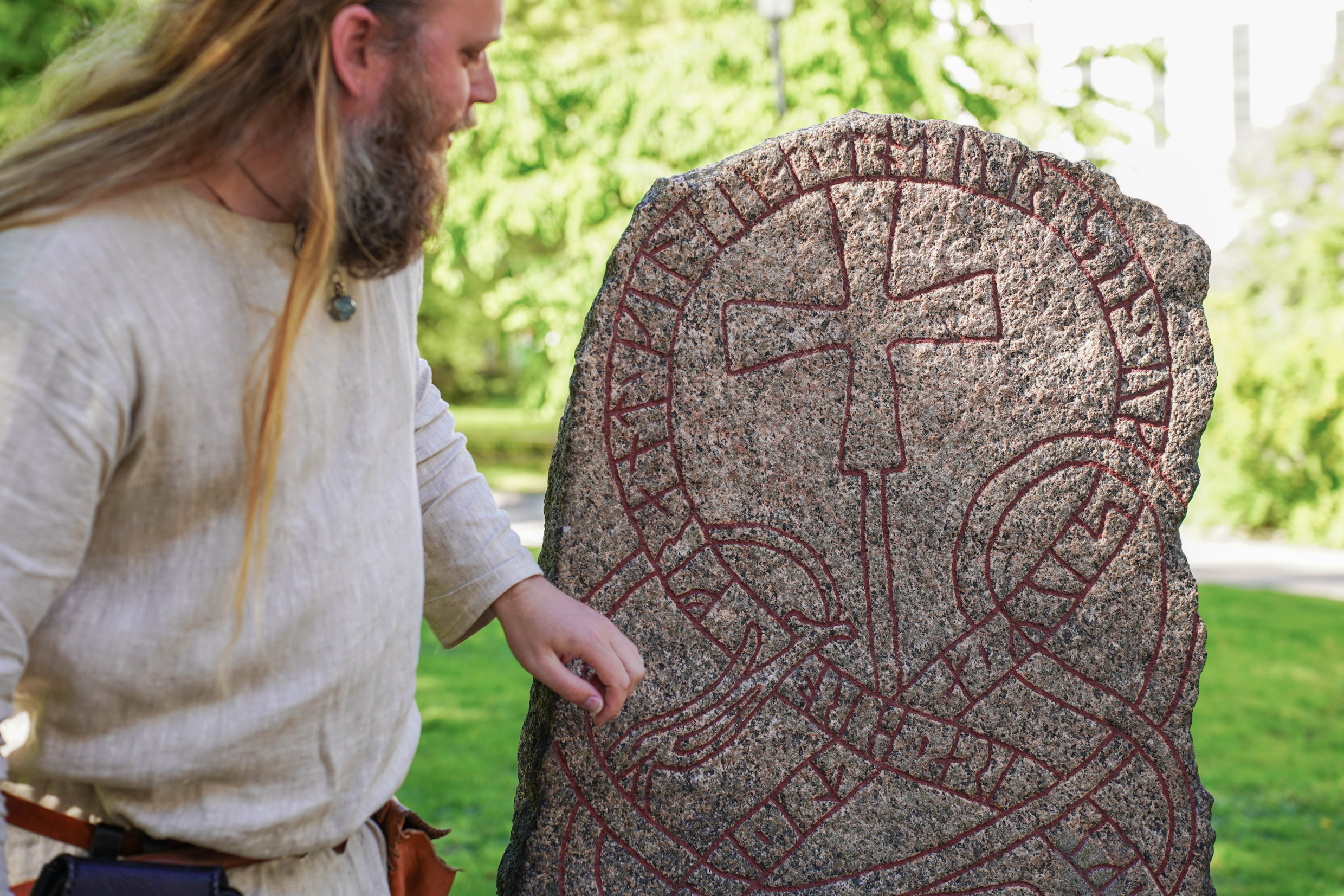 Sweden emmie bolmstedt imagebank.sweden.se guided rune stone tour viking times 10546