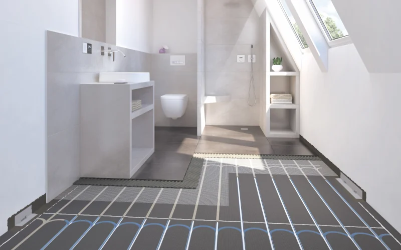 Badezimmer mit Fußbodenheizelementen im Boden