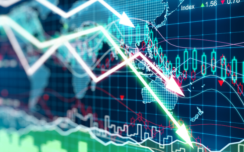 Business graph mit Pfeil die nach unten sinken