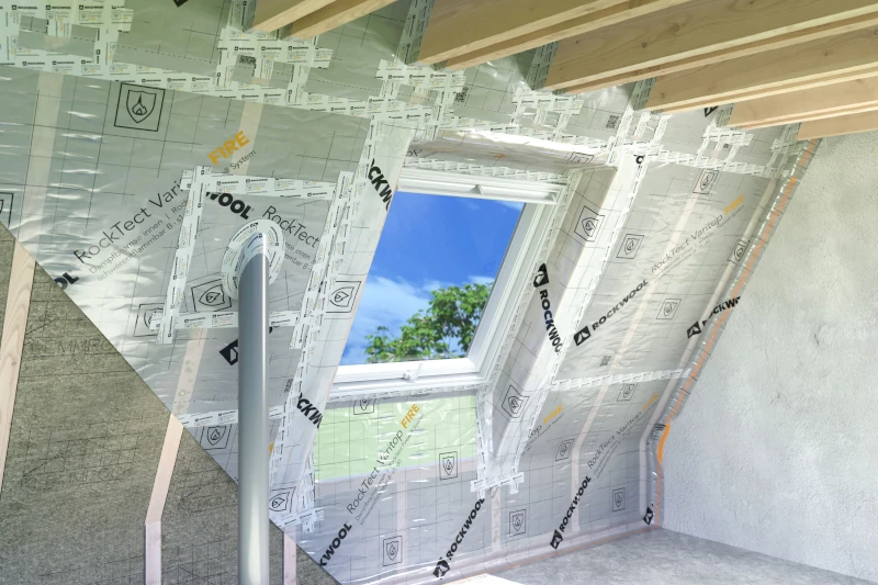 Mit Rockwool-Produkten wir ein Dachstuhl gedämmt