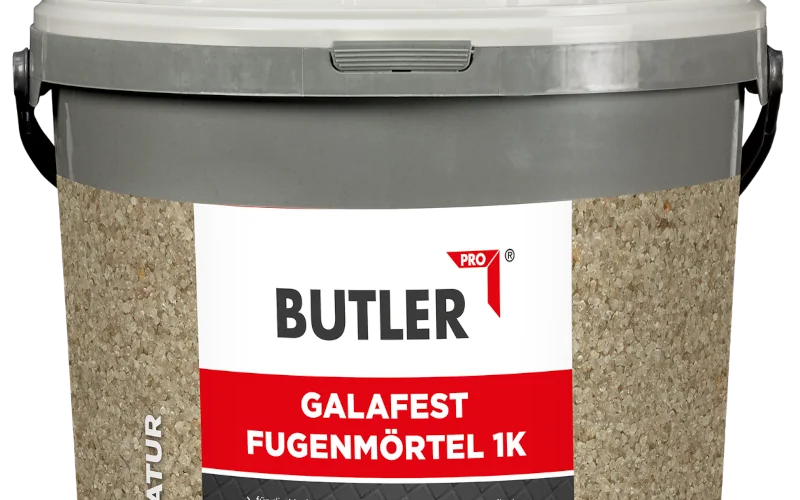 Eimer mit Furgenmörtel natur