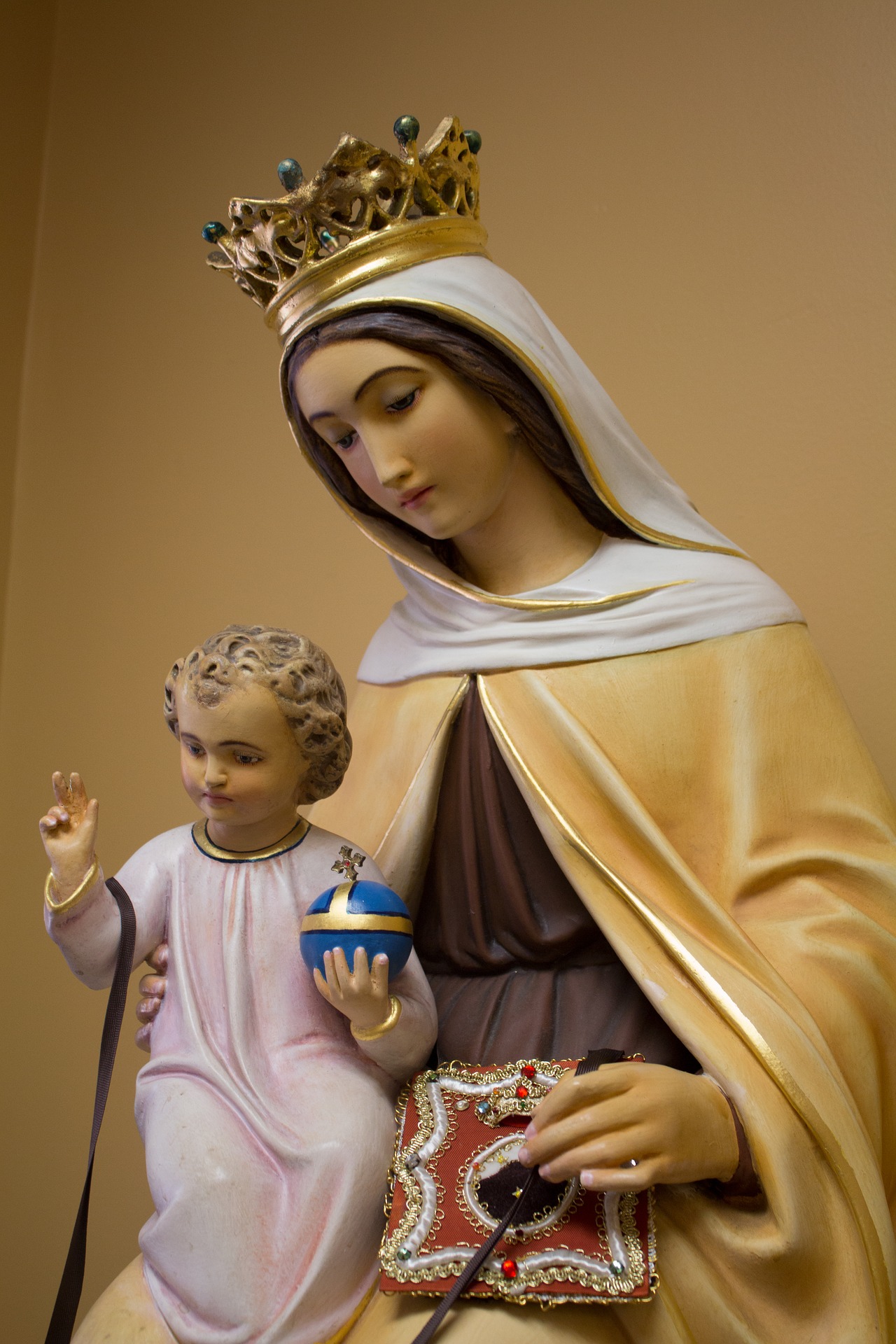 our-lady-of-mount-carmel-2114540 1920