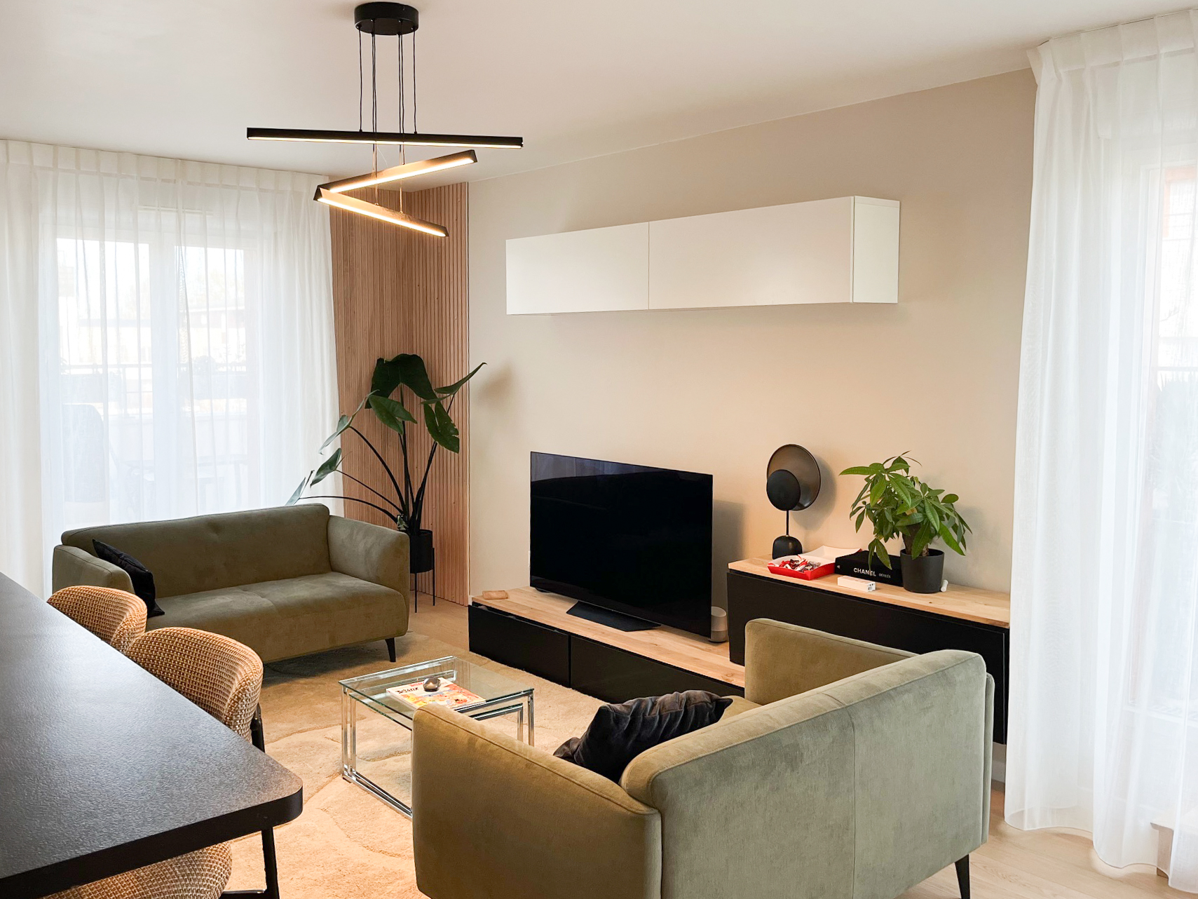 Spécialiste de la transformation d’intérieurs à Bourg-la-Reine, Sceaux et Antony : design moderne, bois naturel et optimisation des espaces de vie.