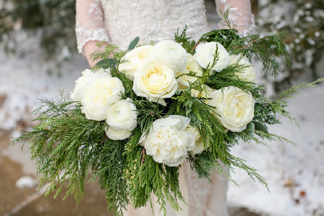 Stunning Flowers for your Winter Wedding