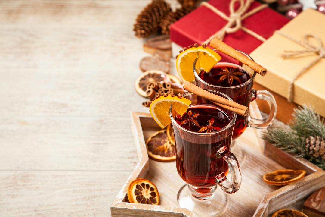 Mulled Wine by George Dolgikh on Pexels