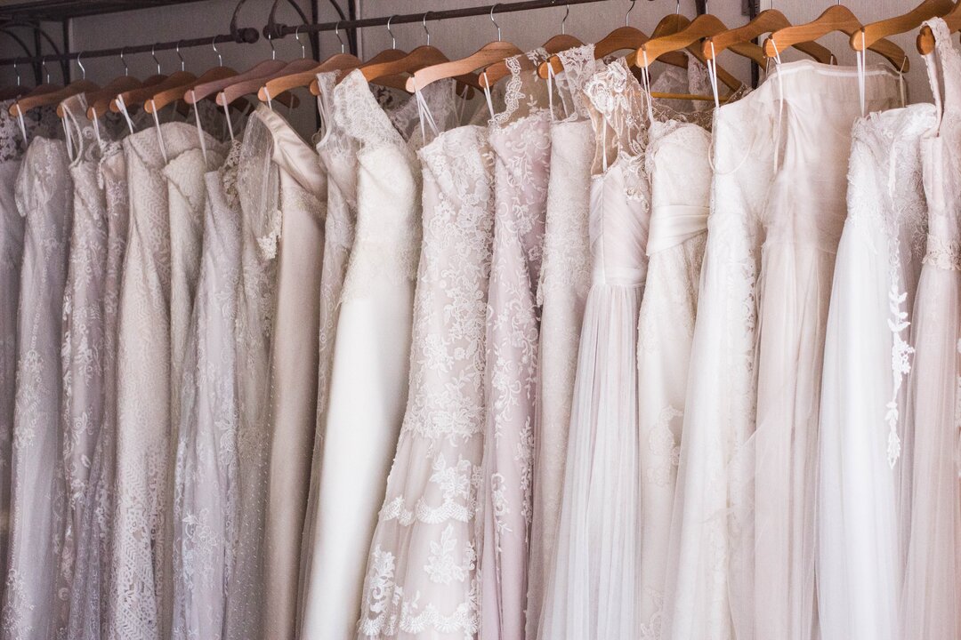 How to Bustle a Wedding Dress